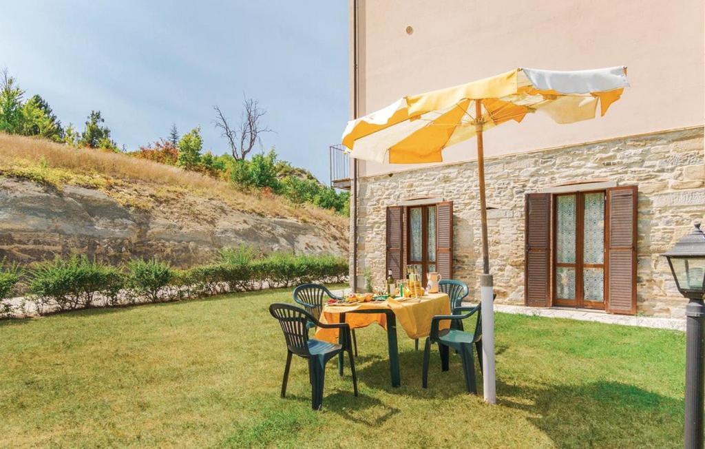 Relais Valguerriera Guest House Apecchio Exterior photo
